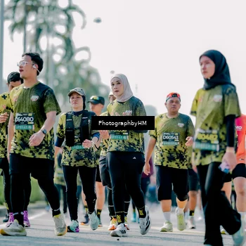 Runner Photo 6478142