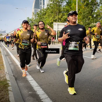 Runner Photo 6478210