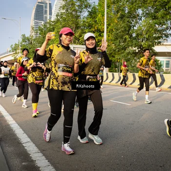 Runner Photo 6478236