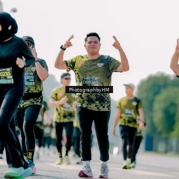 Runner Photo 6478251