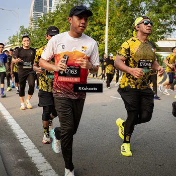 Runner Photo 6478331