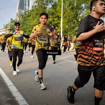Runner Photo 6478370