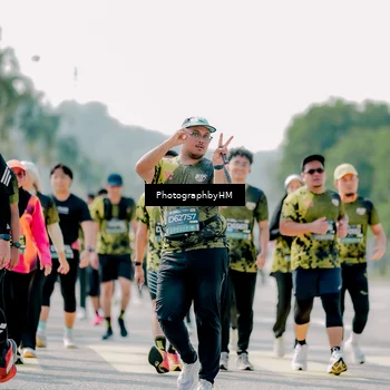 Runner Photo 6478372