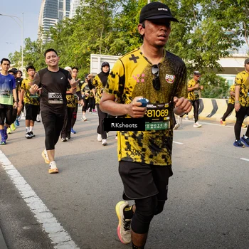 Runner Photo 6478391