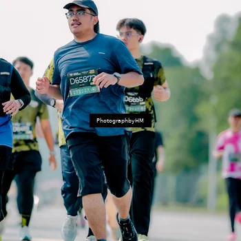 Runner Photo 6478401