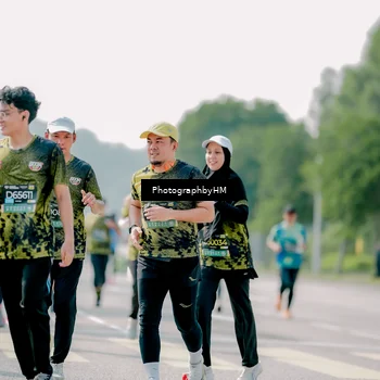 Runner Photo 6478411