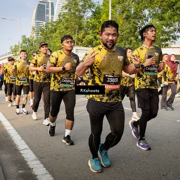 Runner Photo 6478496