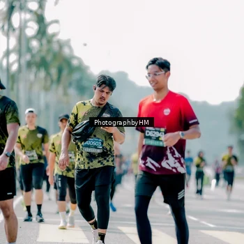 Runner Photo 6478622