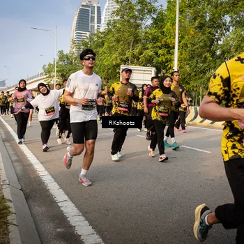 Runner Photo 6478649
