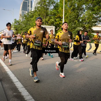 Runner Photo 6478654