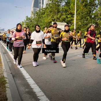 Runner Photo 6478663
