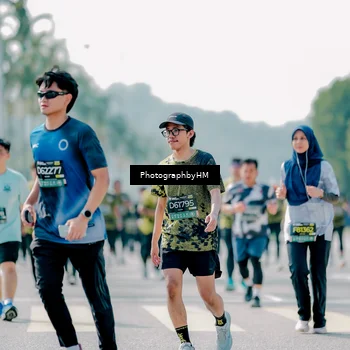 Runner Photo 6478685
