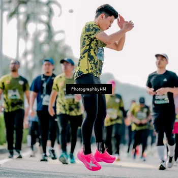 Runner Photo 6478688