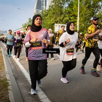 Runner Photo 6478697