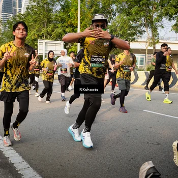 Runner Photo 6478714