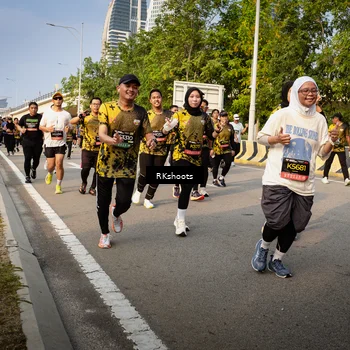 Runner Photo 6478745