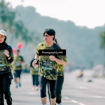 Runner Photo 6478793