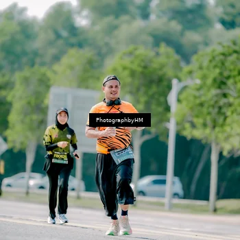 Runner Photo 6478811