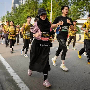 Runner Photo 6478877