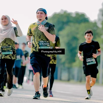 Runner Photo 6478886