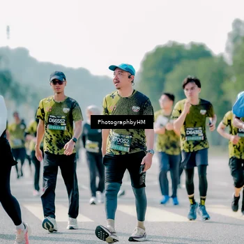Runner Photo 6478921