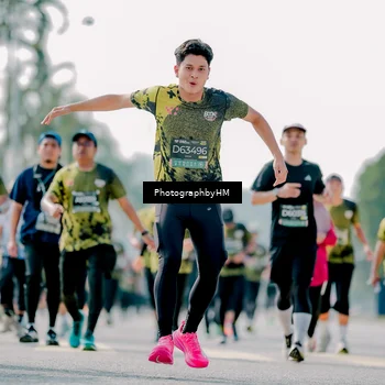 Runner Photo 6478924