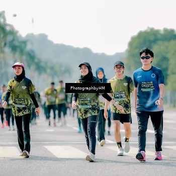 Runner Photo 6479051