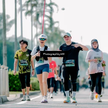 Runner Photo 6479060