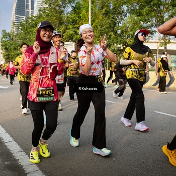 Runner Photo 6479089