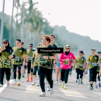 Runner Photo 6479253