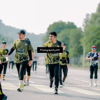 Runner Photo 6479345