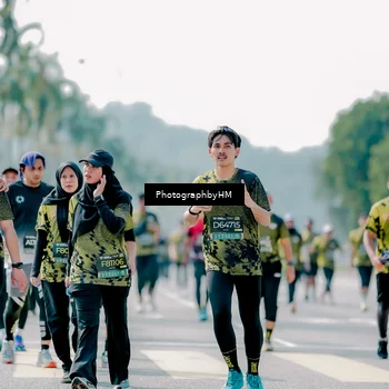 Runner Photo 6479349