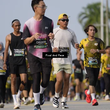 Runner Photo 6479448