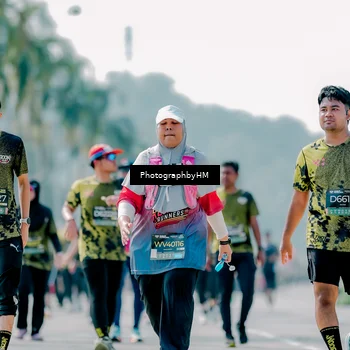 Runner Photo 6479589