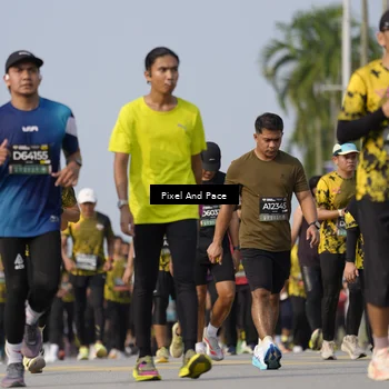 Runner Photo 6479600