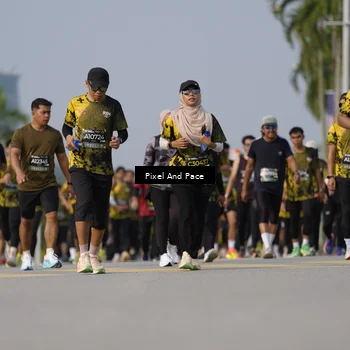 Runner Photo 6479645
