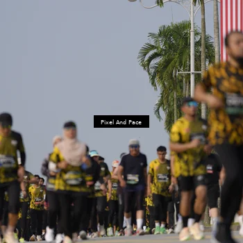 Runner Photo 6479656
