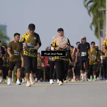 Runner Photo 6479657