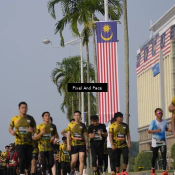 Runner Photo 6479709