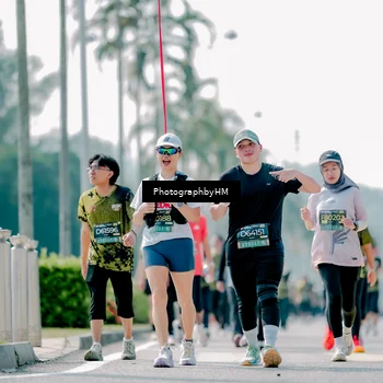 Runner Photo 6479736
