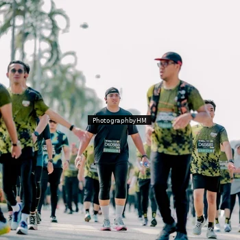 Runner Photo 6479775