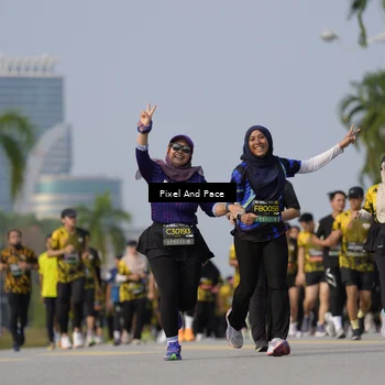 Runner Photo 6479787