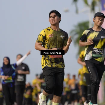 Runner Photo 6479819