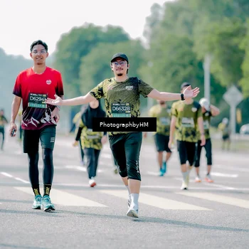 Runner Photo 6479846