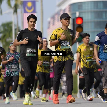 Runner Photo 6479871