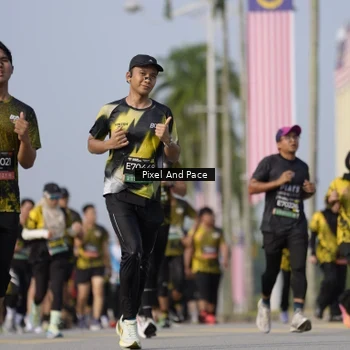 Runner Photo 6479872