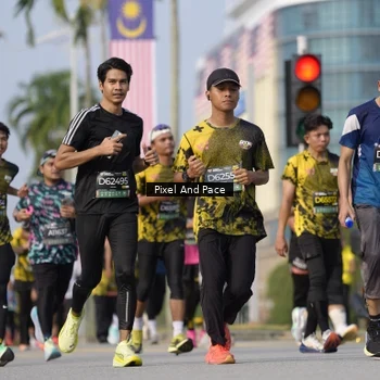 Runner Photo 6479885