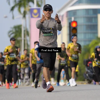 Runner Photo 6479911