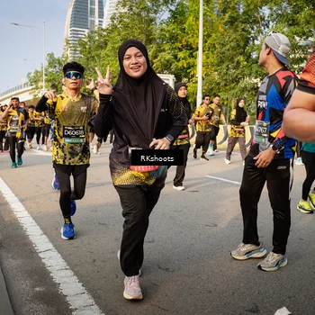 Runner Photo 6479923
