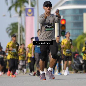 Runner Photo 6479934